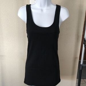 Fitted Black Tank Top with Scoop Neck